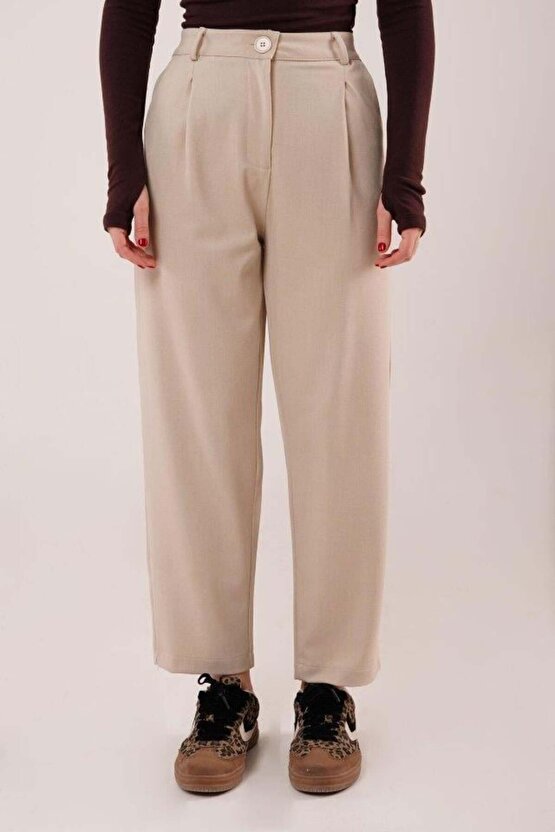 Kapama Cep Detaylı Krem Pantolon