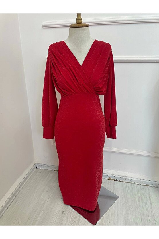 Kadın Uzun Kollu Kruvaze Yaka Büzgü Ve Balon Kol Detay imli Krep Kumaş axi Boy Elbise