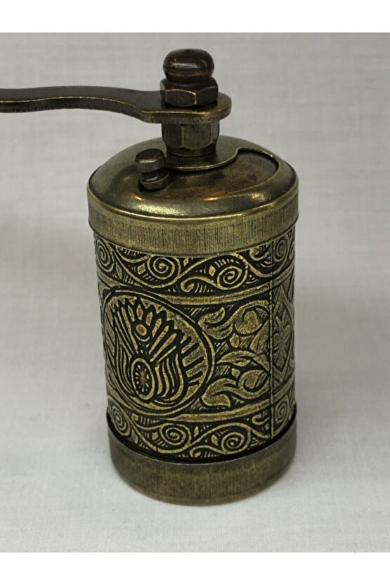 Eskitme Antik Pirinç Renkli Osmanlı Motifli Otantik  El Yapımı Pirinç Karabiber Öğütücü