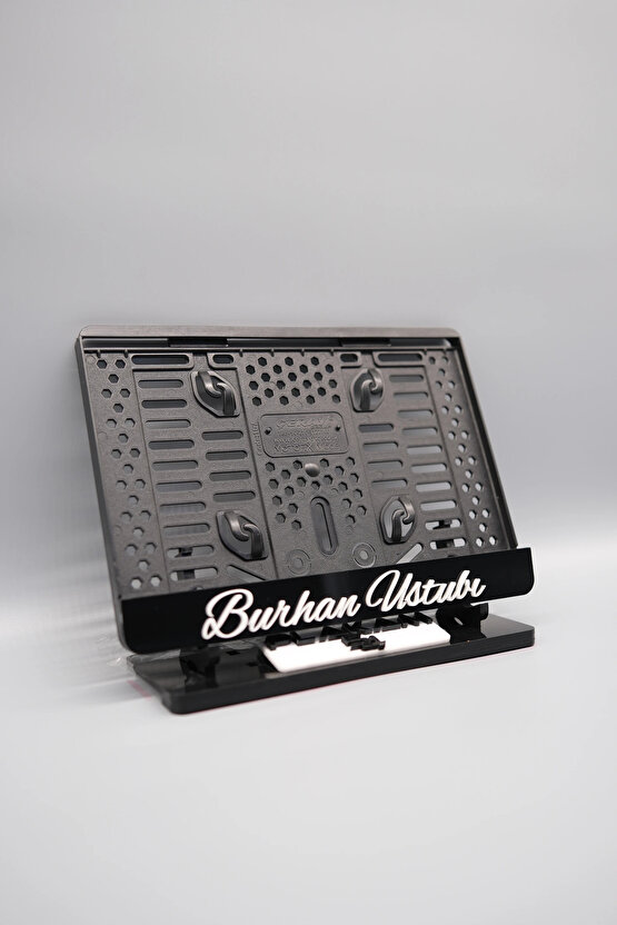 İNCE EL YAZI FONTLU KİŞİYE ÖZEL İSİMLİ PLEKSİ MOTOR PLAKALIĞI