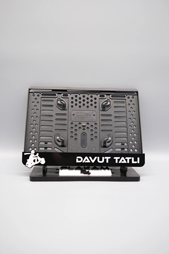 SCOOTER MODEL KİŞİYE ÖZEL İSİMLİ PLEKSİ MOTOR PLAKALIĞI