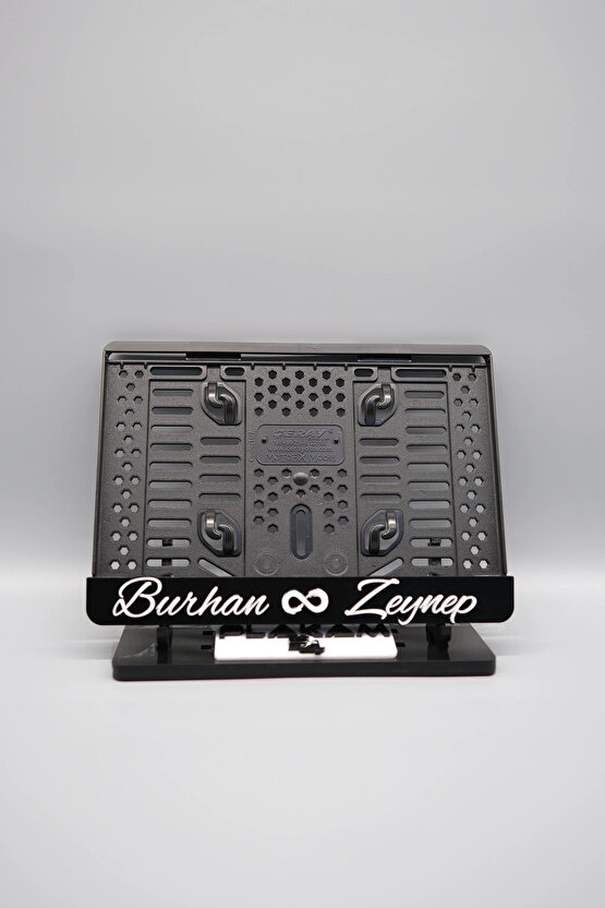 EL YAZI FONTLU SONSUZLUK İŞARETLİ SİYAH BEYAZ ÇİFTLERE ÖZEL İSİMLİ PLEKSİ MOTOR PLAKALIĞI