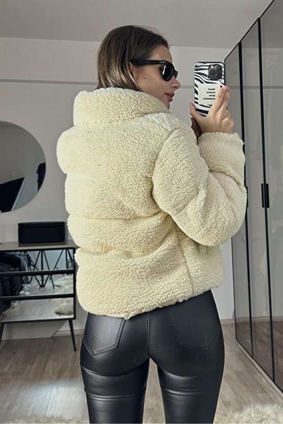Kadın Oversize Peluş Kürk Mont Ekru - Teddy Şişme Sherpa Kaban