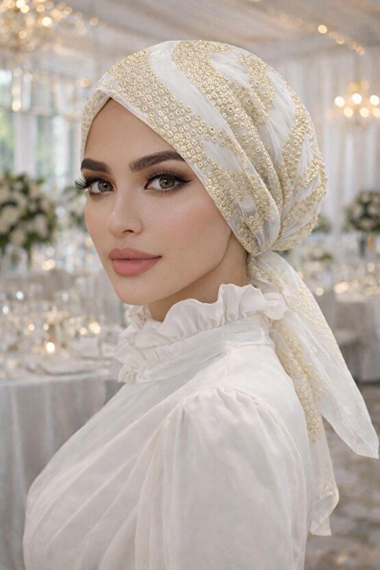 Beyaz Gold İşlemeli Abiye Eşarp Bone