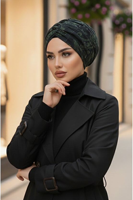 Siyah Haki Desenli Büzgülü Salaş Bone