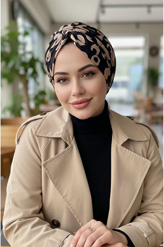 Mavi Tonlamalı Desenli Tokalı Bone