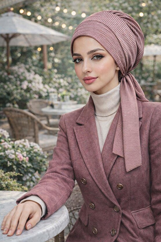 Bakır Çizgi Işıltılı Hazır Atkılı Bone