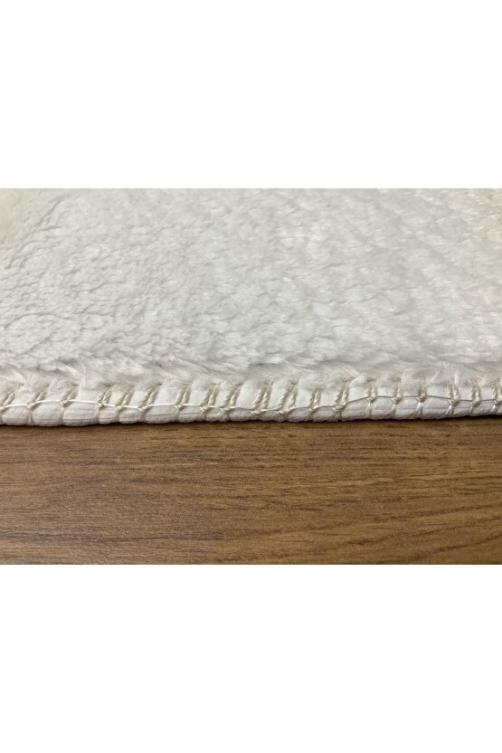 Comfort Puffy Peluş Halı Beyaz