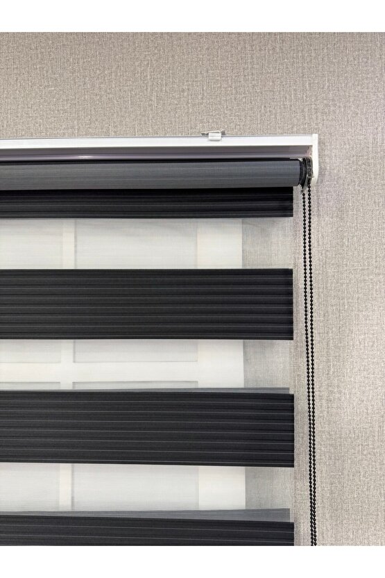 Zebra Perde Siyah Renk Pliseli Dilimsiz