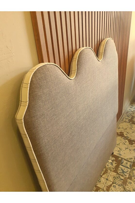 Yatak Baza Başlığı, Yatak Başlığı