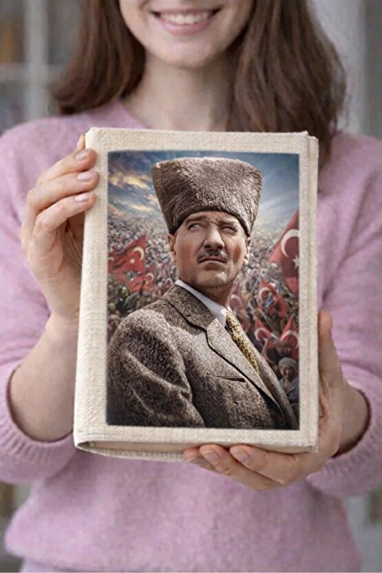Atatürk Desenli Bez Kitap Kılıfı – Sanatsal Baskılı Kumaş Kitap Kabı, Kitap Koruyucu Kılıf