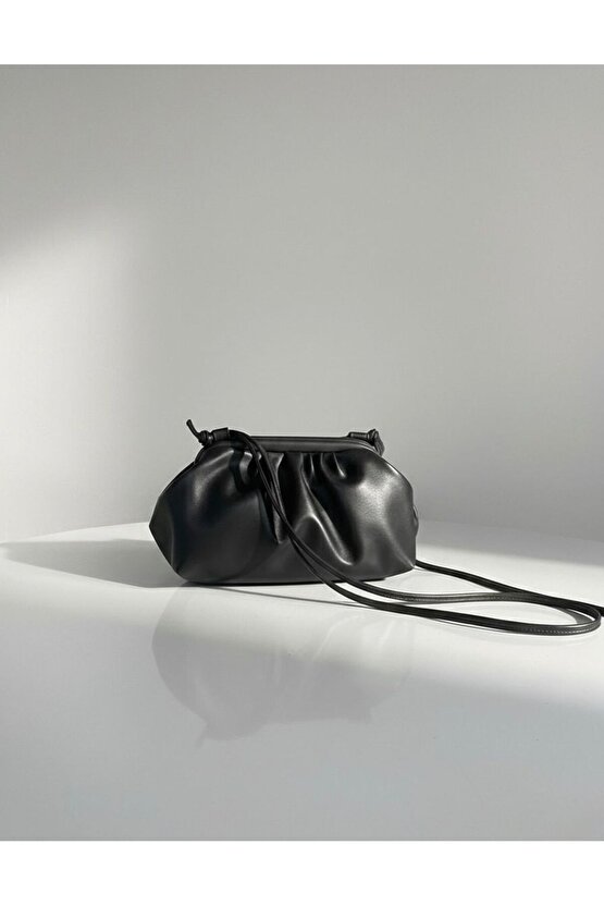 Heybes Kadın Büzgü Tasarım Deri Saplı Omuz ve El Çantası