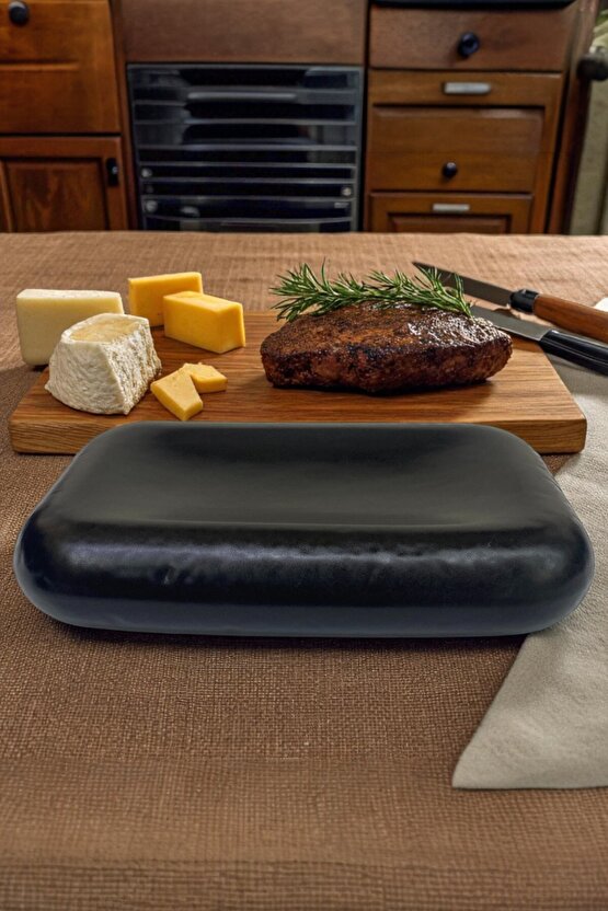 Plume Porselen 27cm Dikdörtgen Düz Servis Sunum Tabağı Mat Siyah