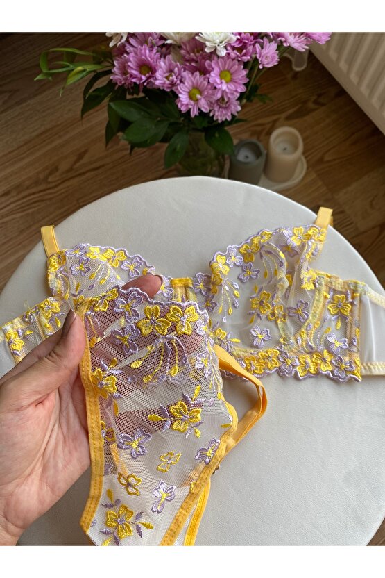 Lila Sarı Çiçek İşlemeli Brode Sütyen Takımı