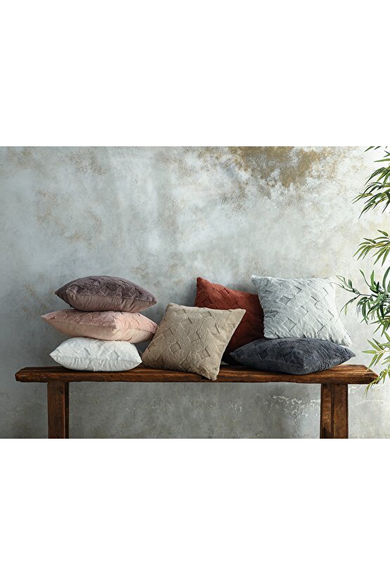 Rabbit Grid Kırlent 45x45 Cm Bej