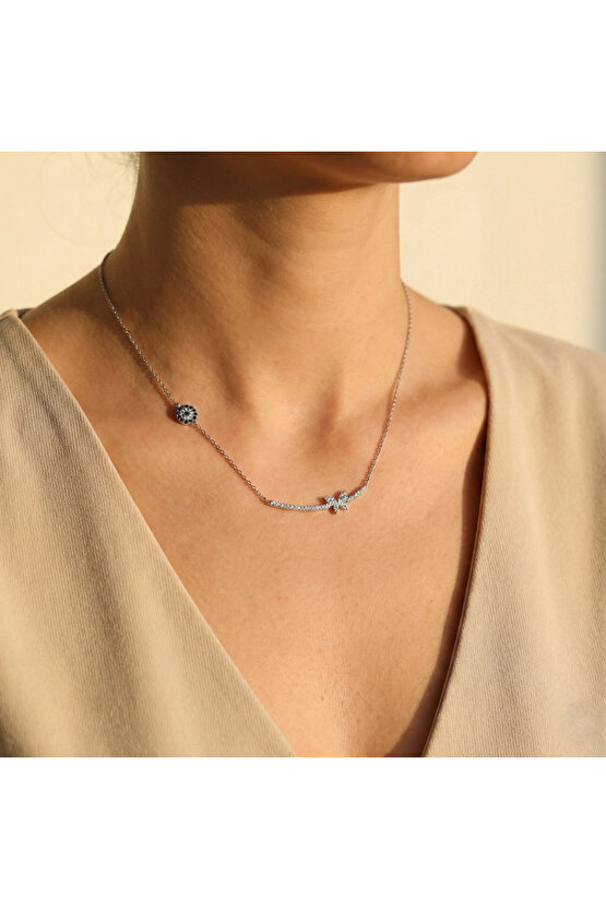 Ince Çizgi Kelebek Kolye