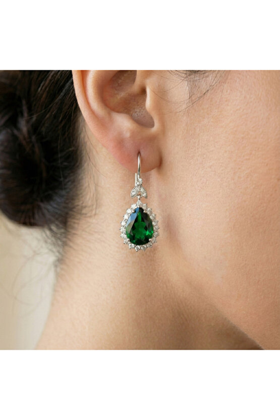 Yeşil Taşlı Küpe