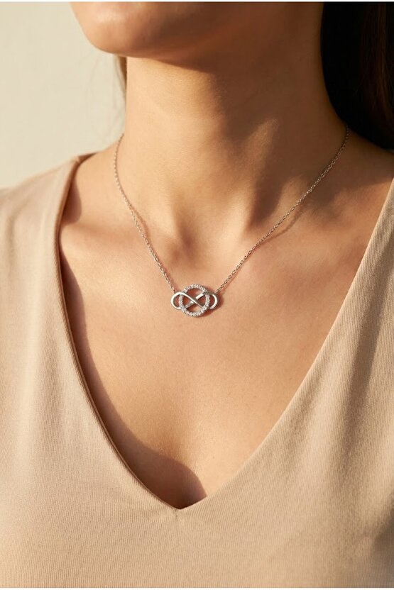 Halka Içi Sonsuzluk Kolye