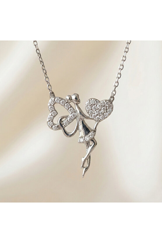 Kalpli Kanatlı Kadın Kolye