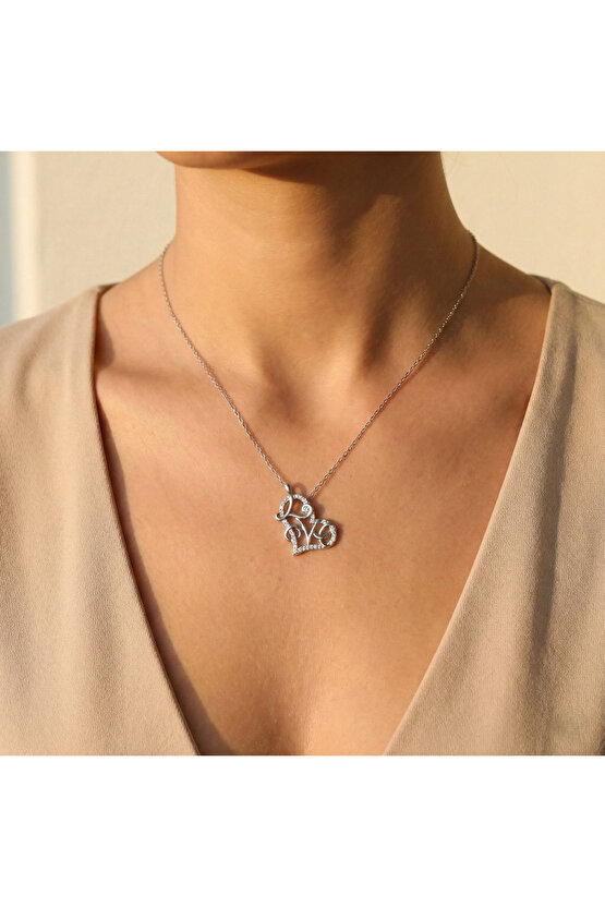 Love Detaylı Kalpli Kolye