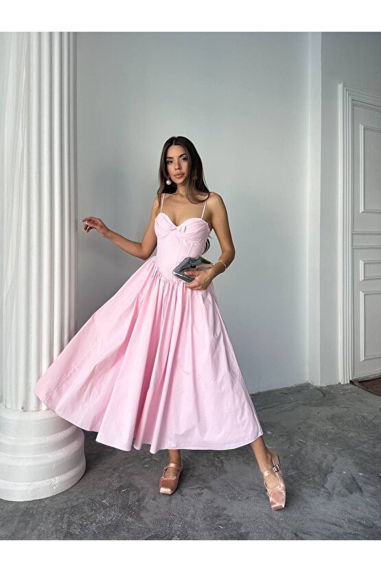 Kadın Kalp Yaka İnce Askılı Fiyonk Detaylı Korse Formlu Uzun Elbise