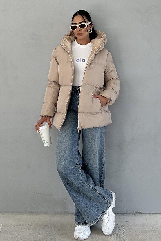 Kadın Bej Kapüşonlu Şişme Mont