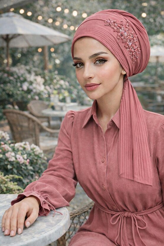 Gülkurusu Nakışlı Atkılı Bone