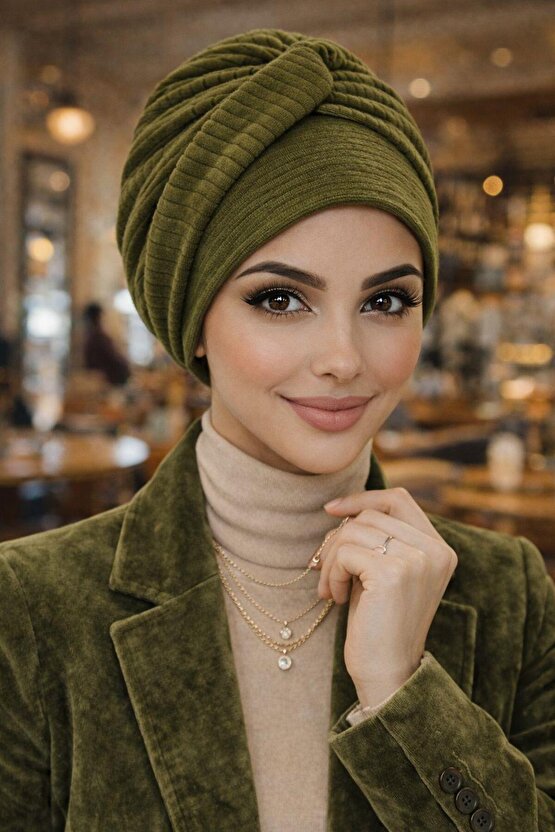 Haki Kadife Burgu Bantlı Hazır Bone