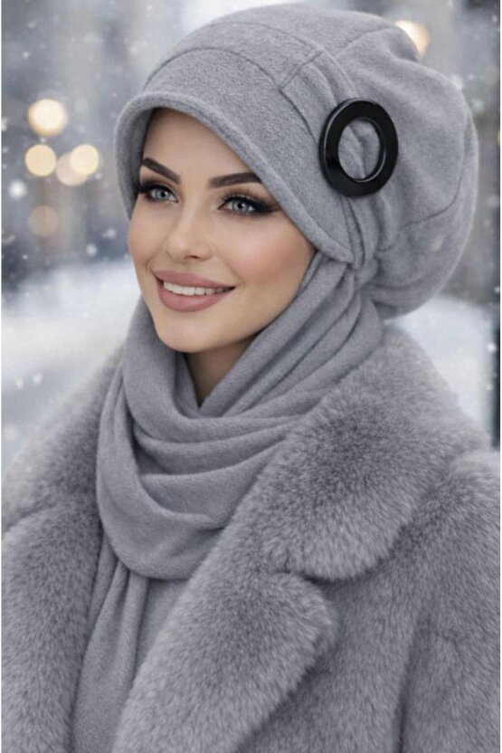 Gri Siyah Tokalı Tesettür Şapka