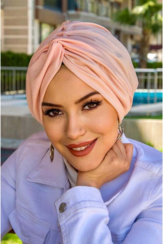 Açık Pudra Hazır Burgu Düğüm Bone