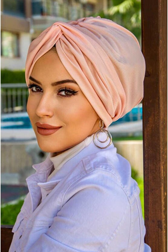 Açık Pudra Hazır Burgu Düğüm Bone