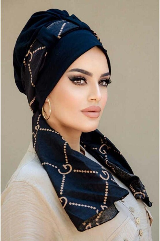 Siyah Marka Desen Fularlı Bone