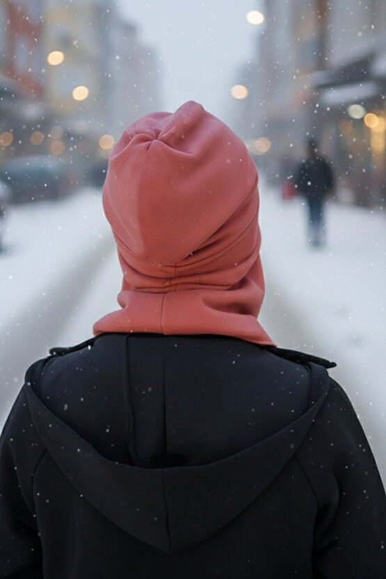 Gülkurusu Maskeli Bere