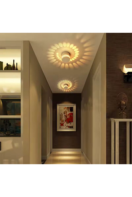 1 Adet Elektrikle Çalışır, 3 Watt Yaylı Tavan Ve Duvar Aplik, 3000 Kelvin Sarı Işık Metal Led Aplik