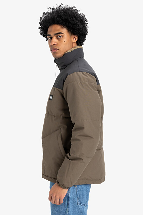 Puffer jacket for men. Features include: Collection: Lifestyle collection, Use: Everyday Adventure