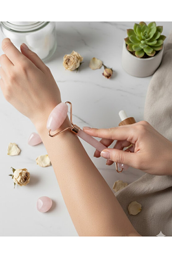 Doğal Pembe Kuvars Çift Taraflı Yüz Masaj Rollerı - ve Sıkılaştırıcı Bakım Taşı