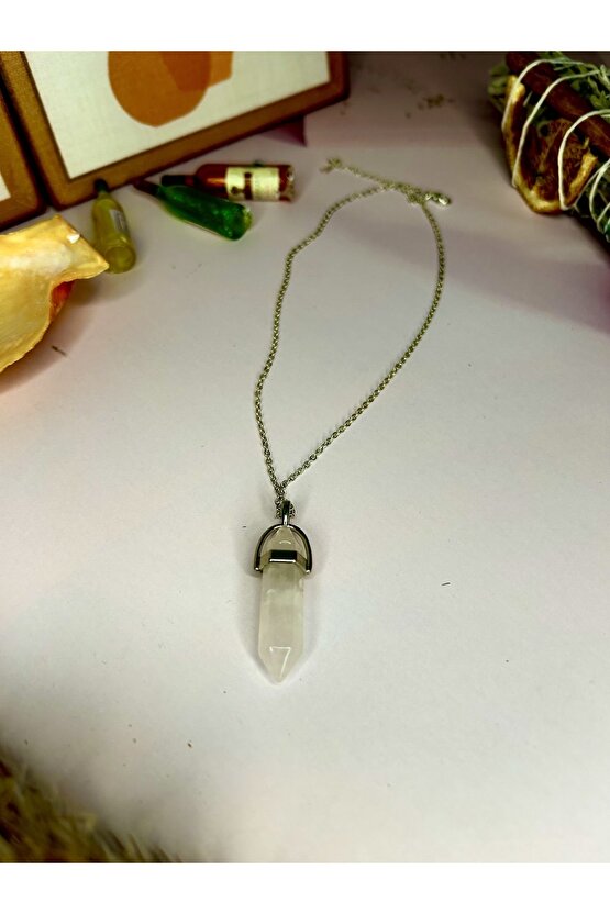 Pembe Kuvars Taşı Çivi Kolye