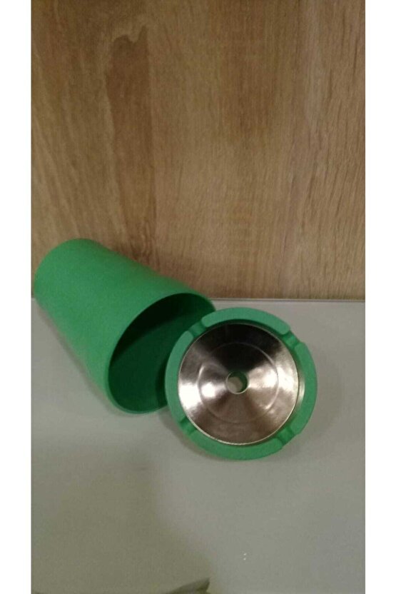 Koku Hapseden Yanmaz Plastik Ağız Kısmı Metal Yeşil Kül Tablası