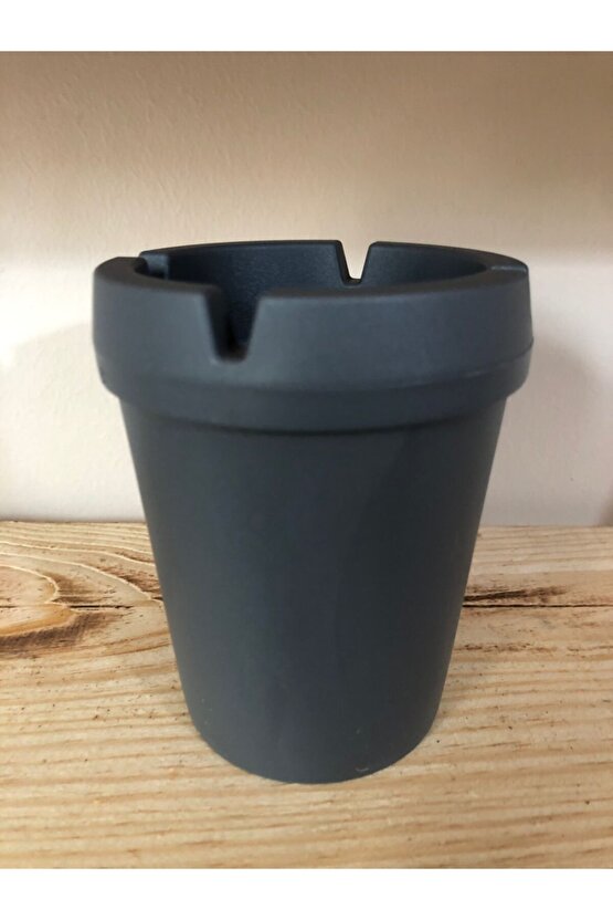 Yuvarlak Kokusuz Oto Küllük