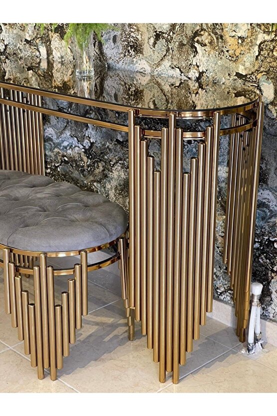 Piyano Model Lüx Dresuar Gold Elips Ayna Ve Puf