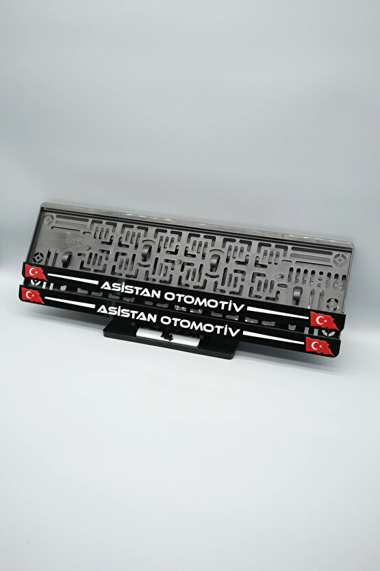 BAYRAKLI ÇİZGİLİ KİŞİYE ÖZEL İSİMLİ PLEKSİ ARABA PLAKALIĞI