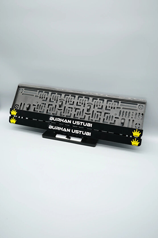 TAÇLI KİŞİYE ÖZEL İSİMLİ PLEKSİ ARABA PLAKALIĞI