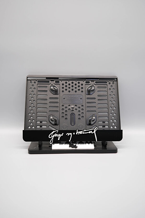 GAZİ MUSTAFA KEMAL İMZA BENZER 3D KABARTMALI PLEKSİ MOTOR PLAKALIĞI