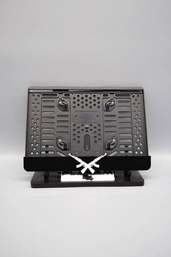 ÇAPRAZ KELEŞLER 3D KABARTMALI PLEKSİ MOTOR PLAKALIĞI