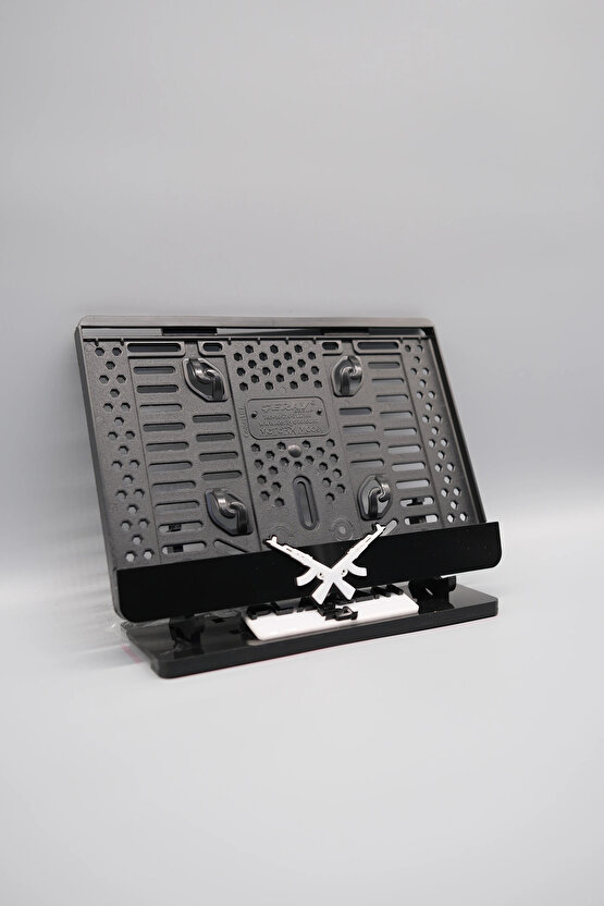 ÇAPRAZ KELEŞLER 3D KABARTMALI PLEKSİ MOTOR PLAKALIĞI