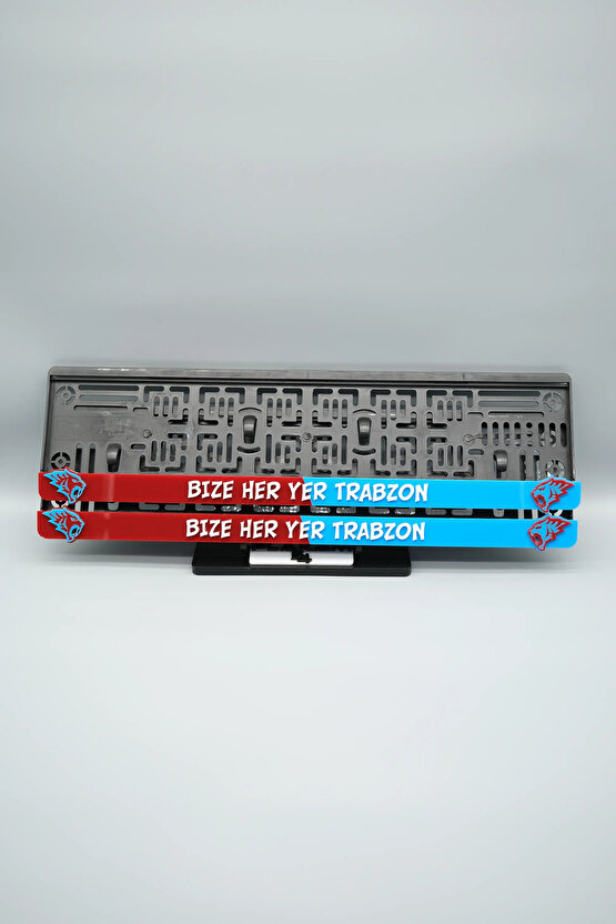 BORDO MAVİ BİZE HER YER TRABZON 3D KABARTMALI PLEKSİ ARABA PLAKALIĞI