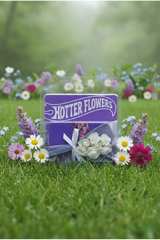 Sevgililer GünüYıl Dönümü İçin Farklı Hediye Minik Buket Beyaz Gül Aranjmanı