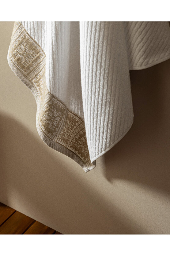 Zeste %100 Pamuk Banyo Havlusu - BeyazBej