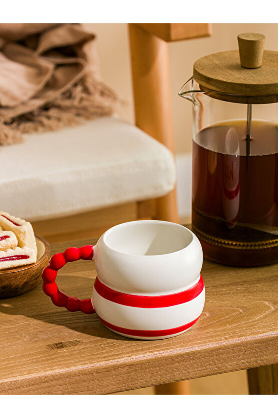 Kırmızı Baskılı Seramik Kupa