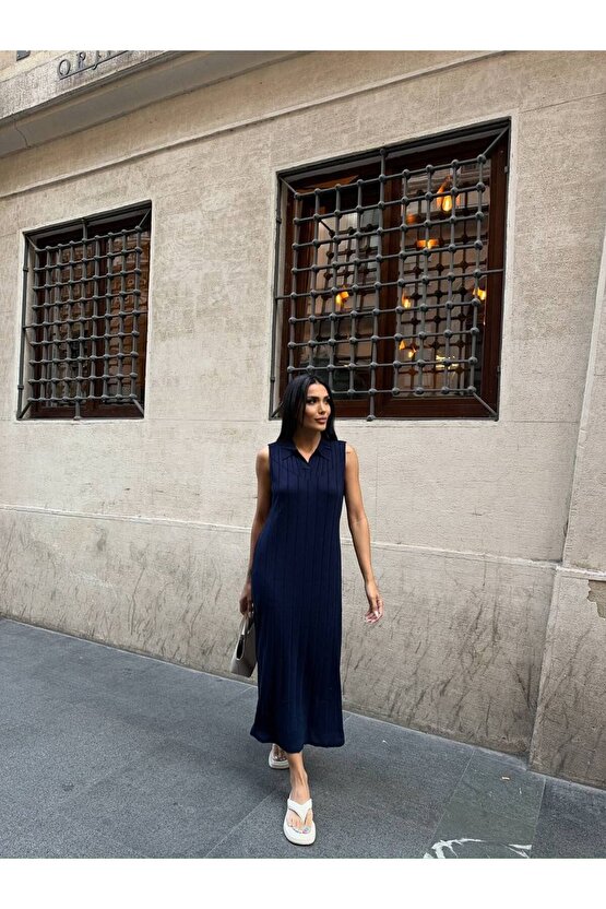 Gömlek Yaka Sıfır Kol Çizgi Desen Uzun Siyah Triko Elbise